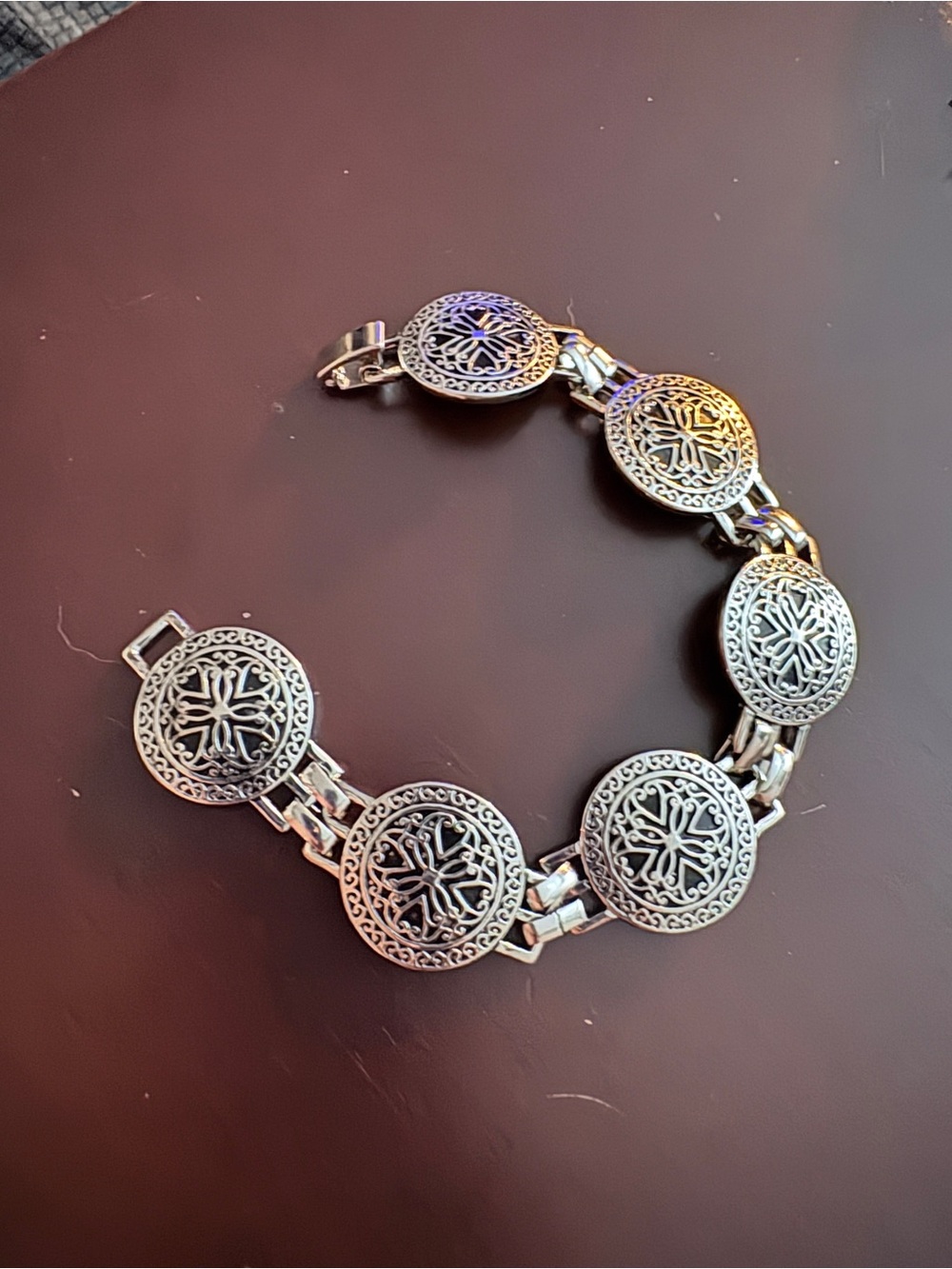 Lia Sophia Silver Tone Filigree Medallion Panel Link Bracelet Vintage